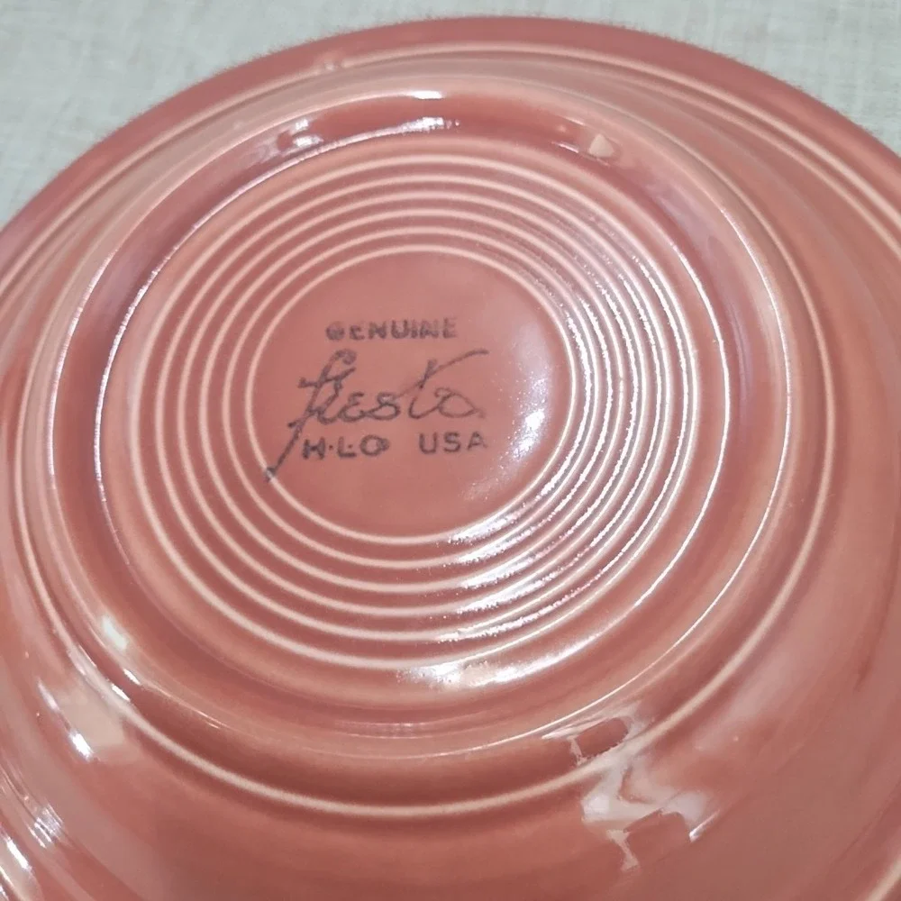 Vintage (1951-1959) Fiesta Fiestaware Rose 8 1/2
